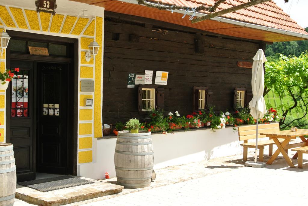 Weingut Primus Suedsteiermark Spielfeld Exterior foto