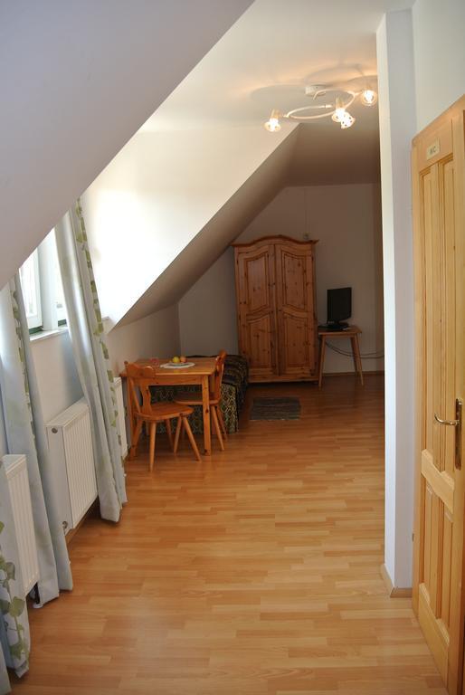 Weingut Primus Suedsteiermark Spielfeld Cameră foto