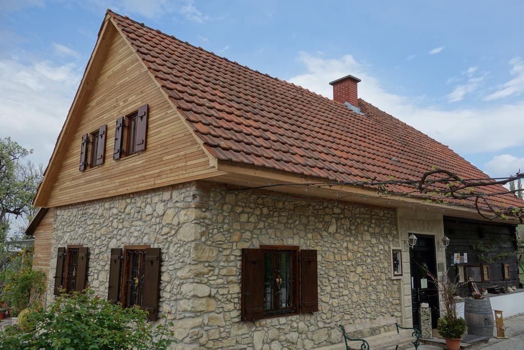 Weingut Primus Suedsteiermark Spielfeld Exterior foto